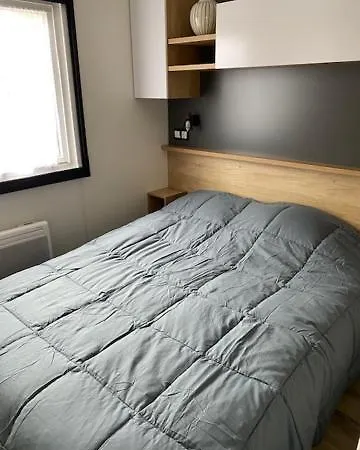 Mobilhome Spacieux Equipe Camping